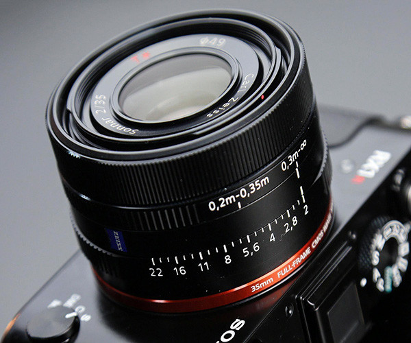 索尼微单人像定焦镜头哪款好 索尼微单定焦镜